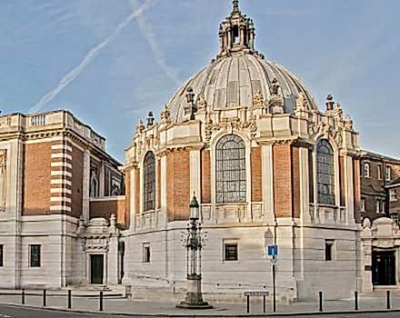 Facade Cleaning
